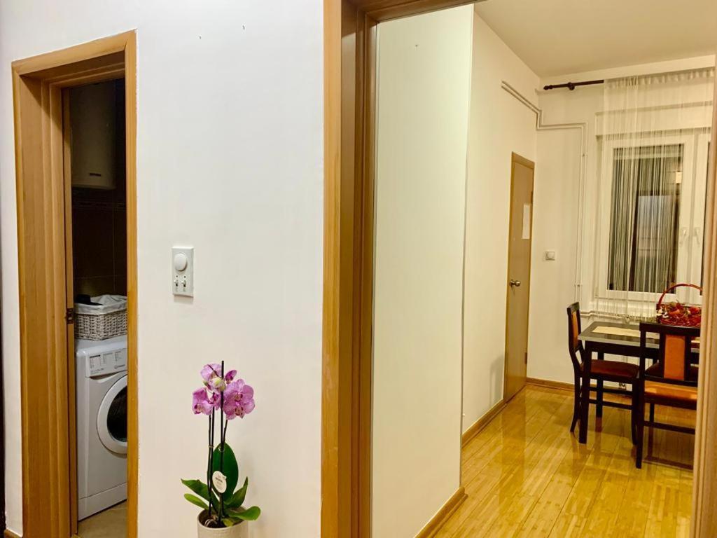 City Center Crown Apartment Белград Экстерьер фото